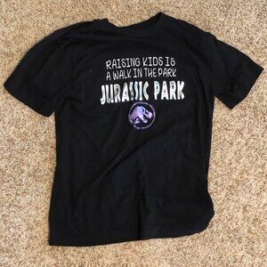 Raising Kids Jurassic Park T-Shirt Size Small 34-36